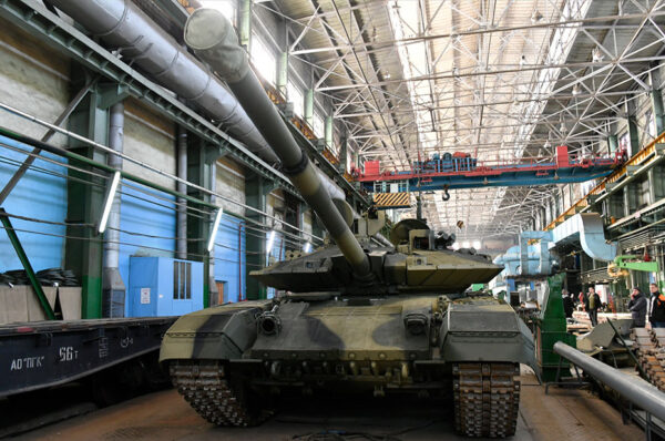 «Уралвагонзавод» отправил российской армии партию танков Т-90М «Прорыв»