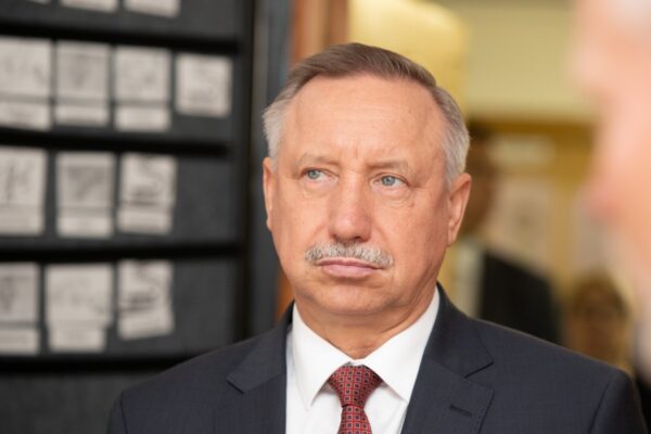 Растущие доходы бюджета Петербурга происходят вопреки «управленческим качествам» Александра Беглова