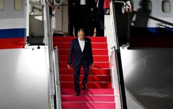 Министр иностранных дел Лавров попал в больницу, прилетев на саммит G20 в Индонезии
