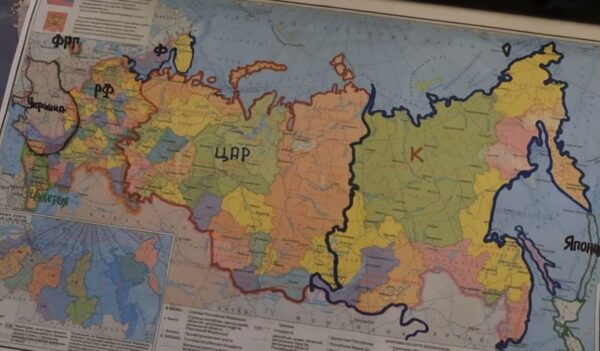 Вот такая карта России висит в кабинете у главы украинской разведки Кирилла Буданова