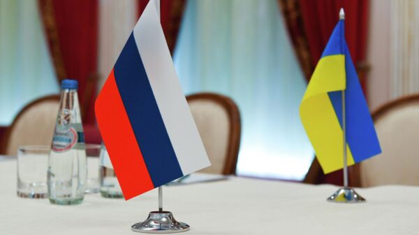 Переговоры России и Украины, в случае их возобновления, должны быть прямыми и без посредников