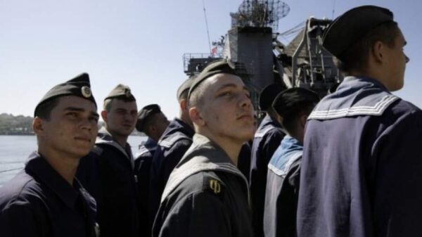 В Норвегии оштрафовали русских моряков за триколор