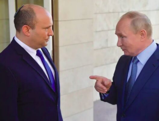 Президент России Владимир Путин пообещал не убивать своего украинского коллегу Владимира Зеленского