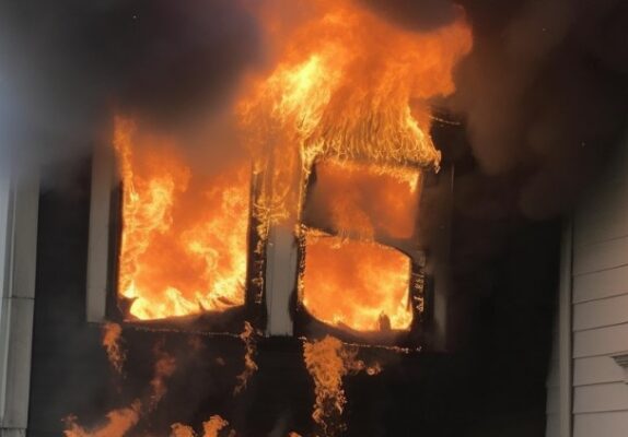 Число погибших во время пожара в здании ФСБ увеличилось до четырех