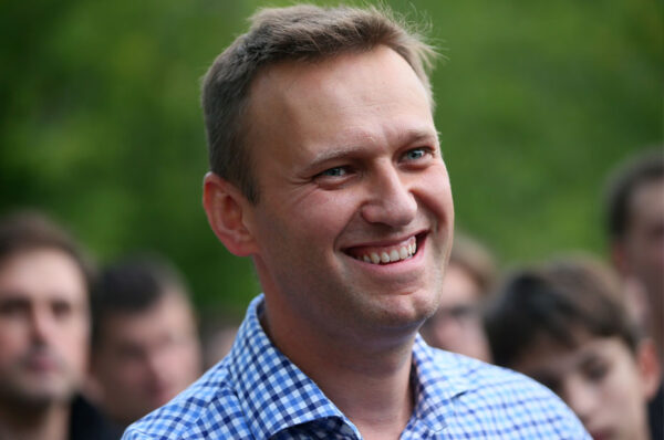 Российская оппозиция потеряла Навального (террорист и экстремист)