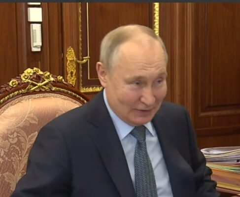 У Путина прошла рабочая встреча с министром культуры