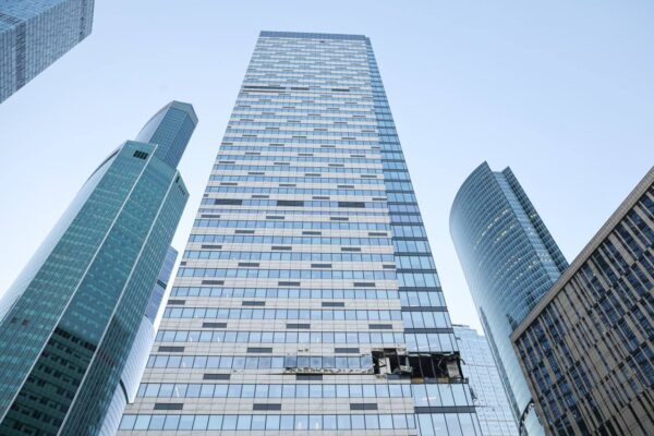 БПЛА атаковал в Москва-Сити башню Око-2