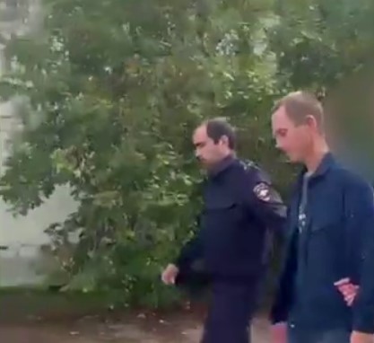 Третьего участника избиения ветерана спецоперации задержали в Забайкальском крае. Он сам сдался в полицию