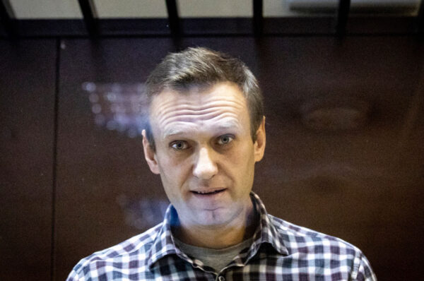 Смерть Навального окончательно превратили в фарс