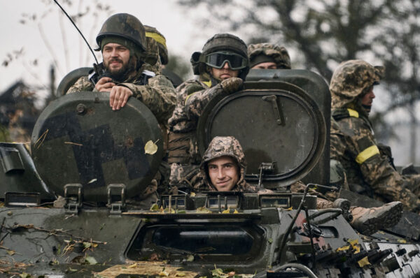 Украина за несколько дней тратит запас снарядов, производимый Францией за год