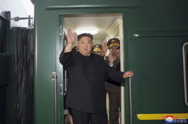 Ким Чен Ын в России. На поезде он прибыл на станцию Хасан в Приморском крае