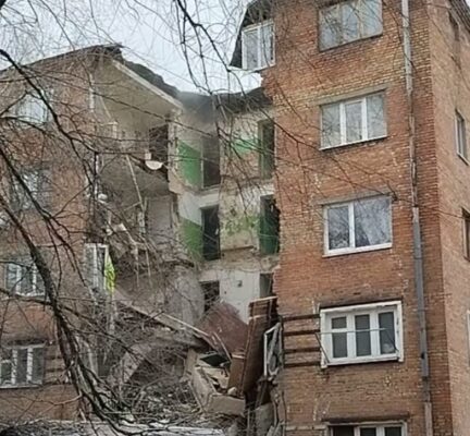 В Ростове-на-Дону обрушился подъезд пятиэтажного дома