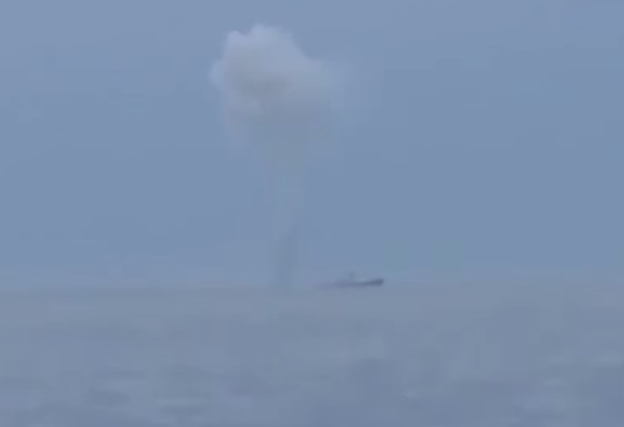 ВСУ сообщают об ударе по российскому десантному кораблю «Цезарь Куников» в Черном море