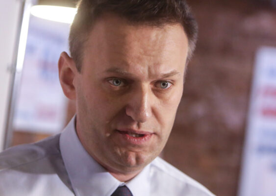Навальный* умер в исправительной колонии