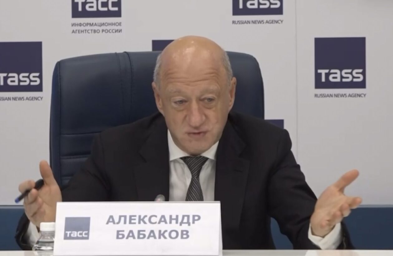 Александр Бабаков