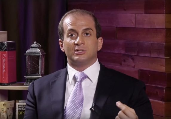 Генри Сардарян: «Путь, который они для себя избрали, ведет к уничтожению Европы. Там просто не останется живых людей»