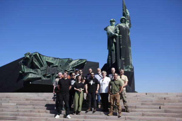 Пресс-тур на Донбасс для иностранных журналистов и блогеров