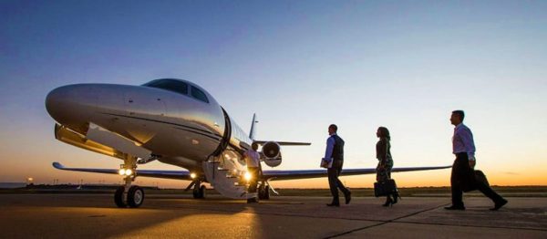 Украинские чиновники собрались бежать в Европу – СВР РФ