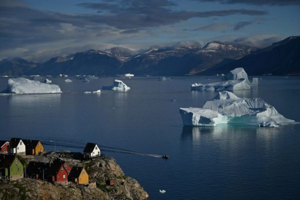 Премьер Гренландии призвал усилить безопасность из-за действий… России