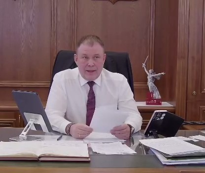 Кузбасский губернатор извинился за обвинения рожениц