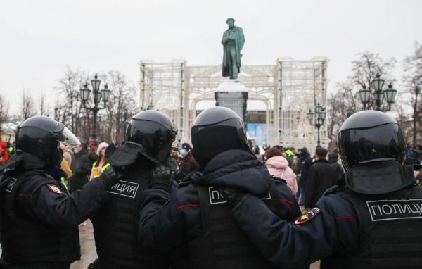 Кремль начинает побаиваться смены настроений в РФ?
