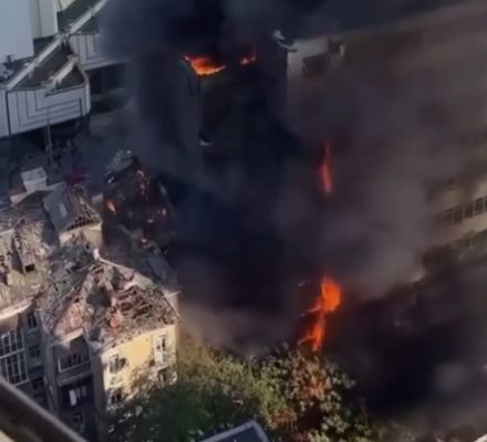 Здание «Укртелекома» горит в Киеве