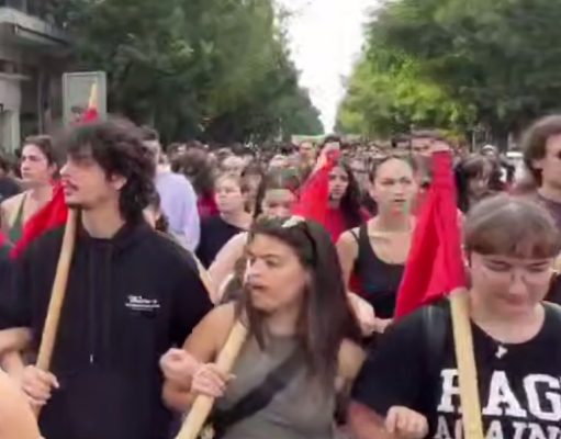 Вслед за Францией и Италией полыхнуло в Греции
